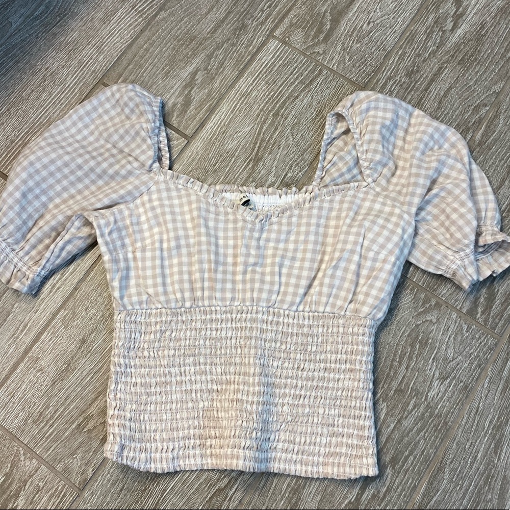 Abercrombie top
